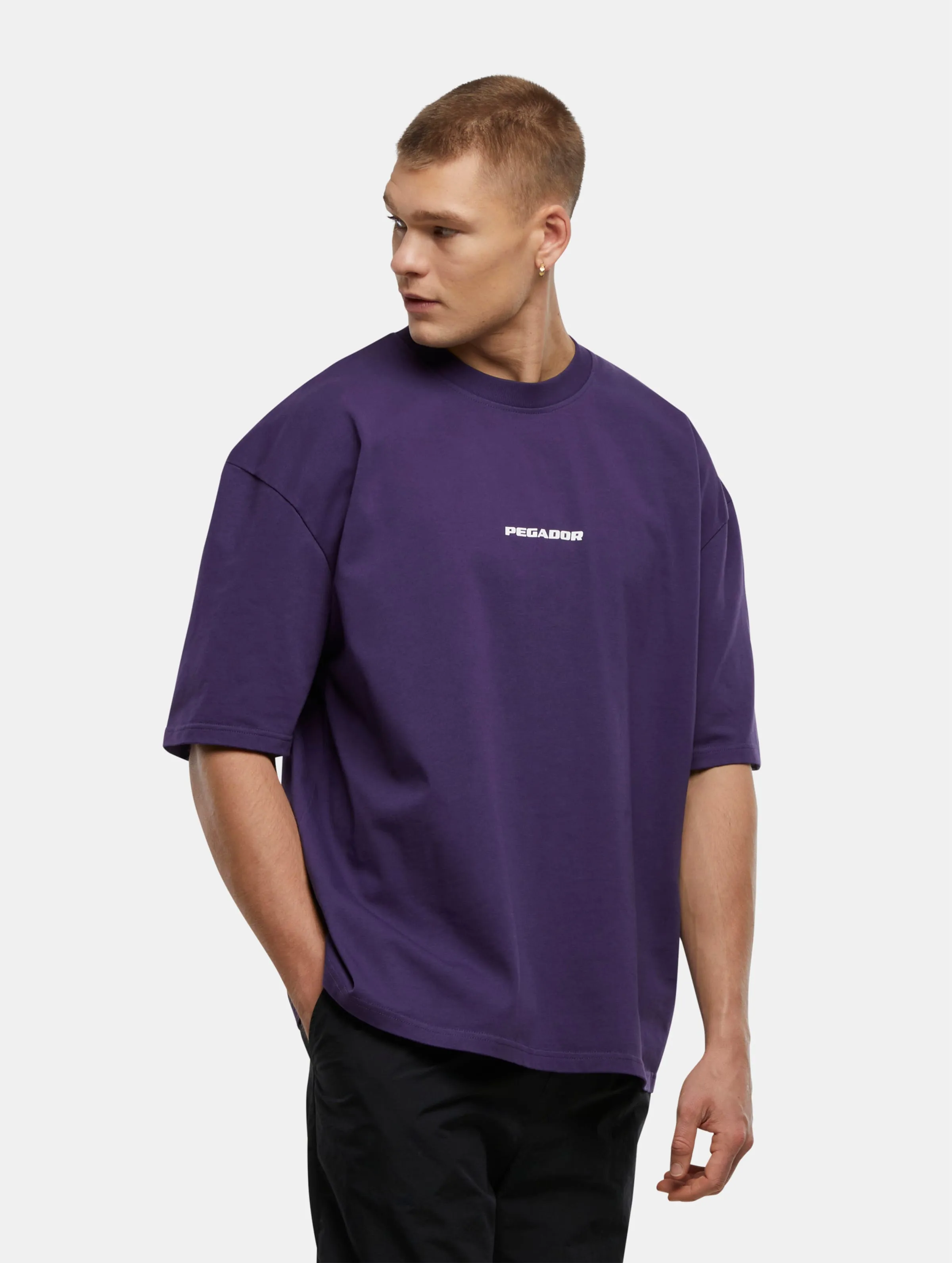 PEGADOR Colne Logo Oversized
